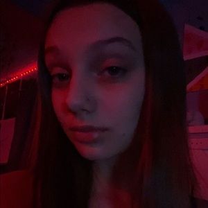 Meet your Posher, Lia